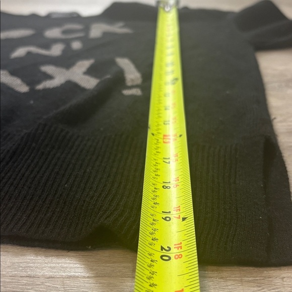 Armani Exchange Women’s black cropped sweater Sz S - Picture 4 of 7